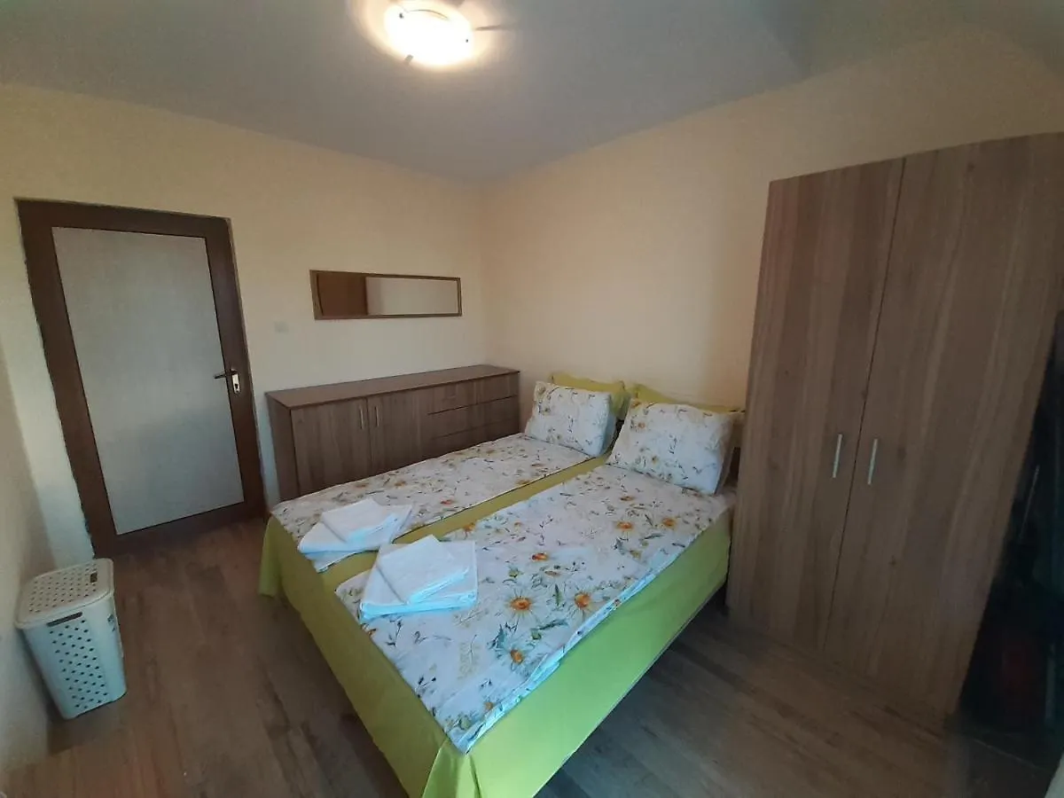 Art Apartment - Valentina Burgas City